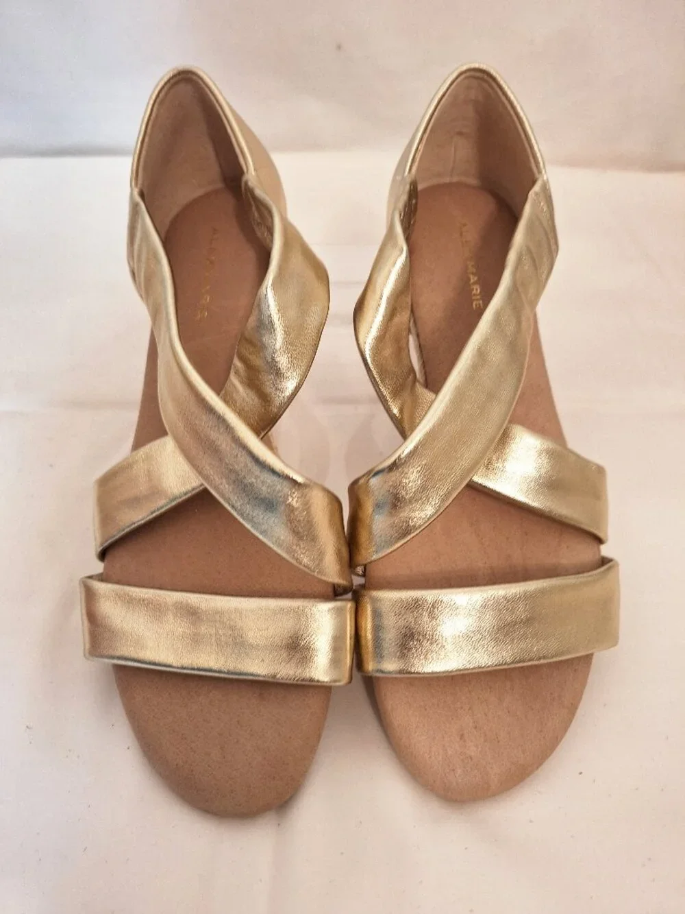 Alex Marie low wedge sandal gold metallic leather straps 8.5